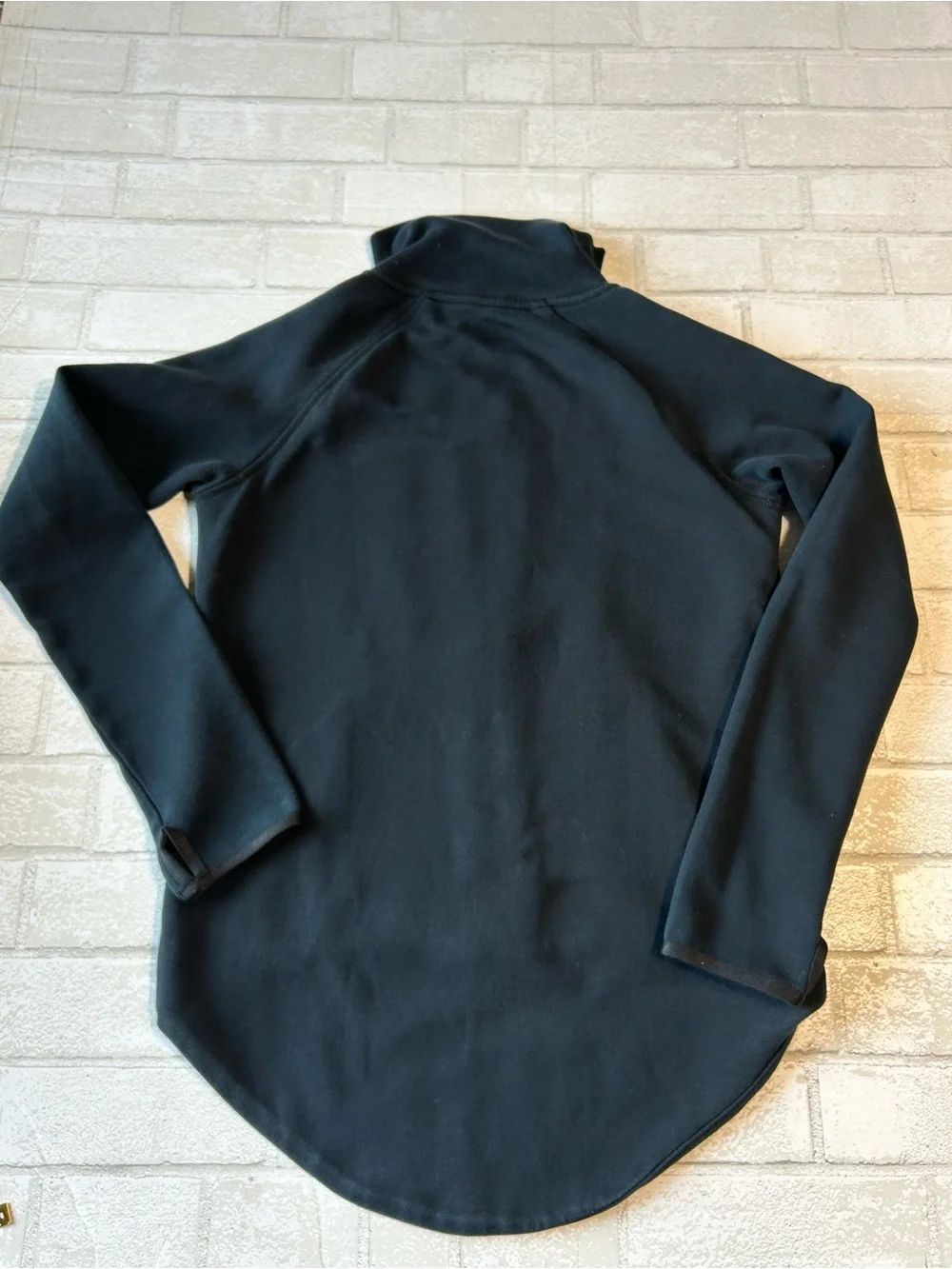 Nike classic black